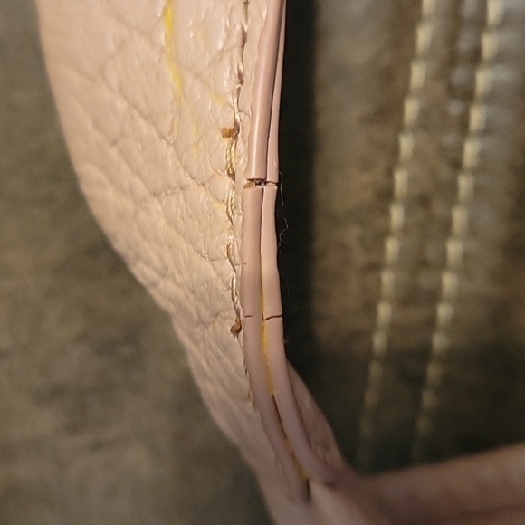 Vince CAMUTO Precious Blush Lambskin Steph Hobo Nappy Tote Bag - Picture 15 of 16